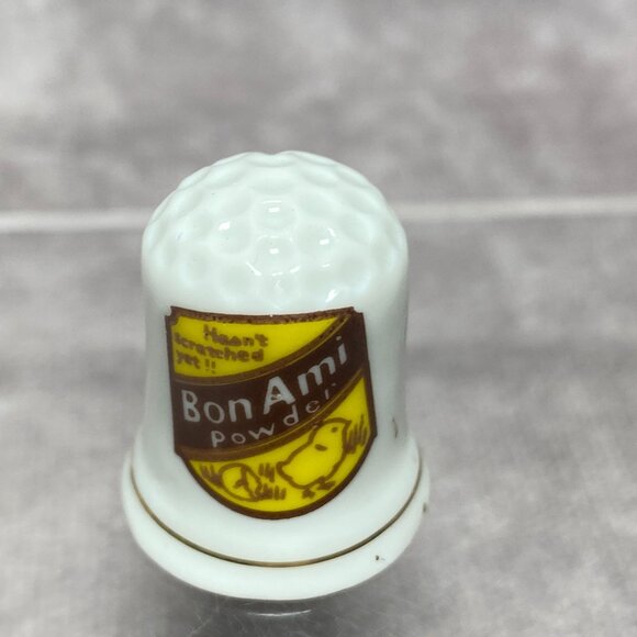 Vintage Bon Ami Powder Porcelain Thimble With Chick Logo & Gold Trim - Picture 2 of 9